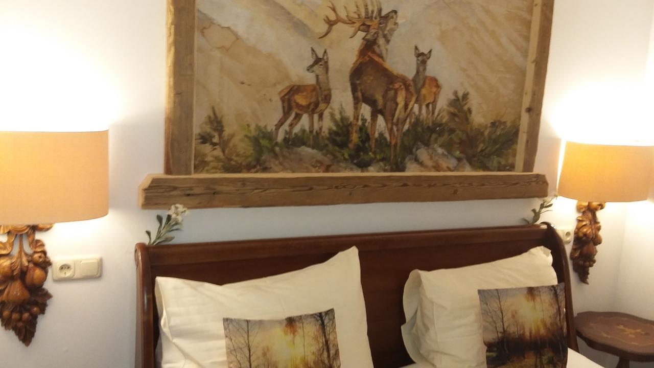 Platzhirsch Zur Alten Wagnerei Gastehaus Bed and Breakfast Saint Wolfgang Buitenkant foto