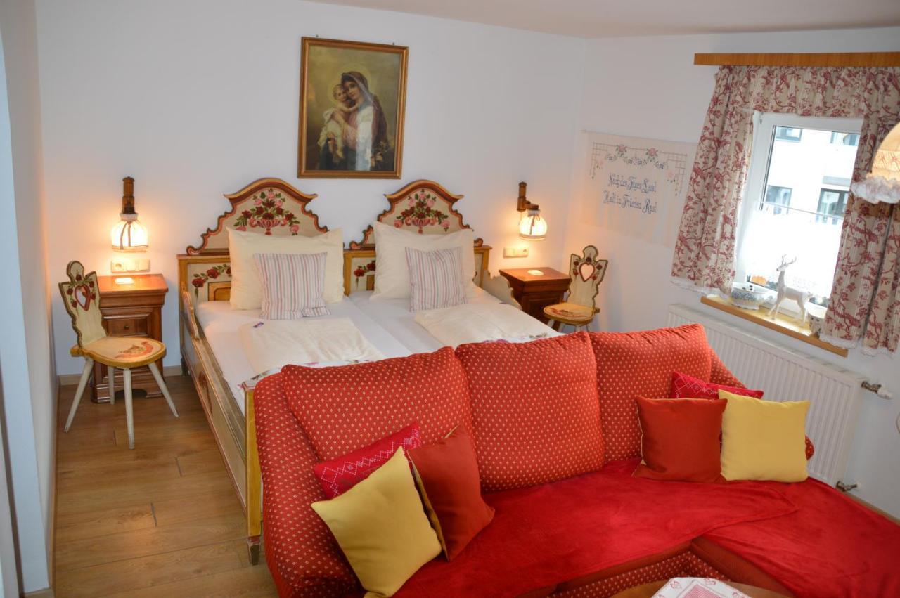 Platzhirsch Zur Alten Wagnerei Gastehaus Bed and Breakfast Saint Wolfgang Buitenkant foto