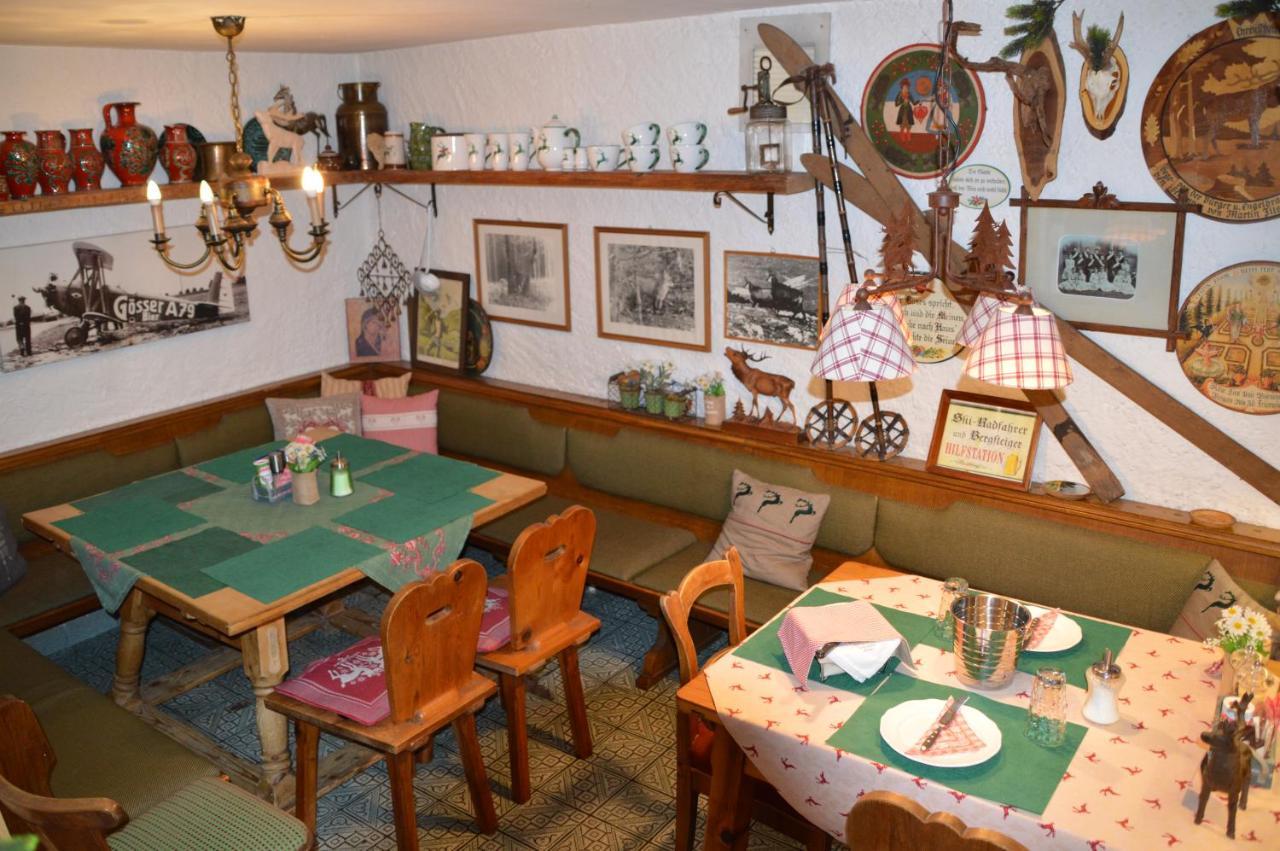 Platzhirsch Zur Alten Wagnerei Gastehaus Bed and Breakfast Saint Wolfgang Buitenkant foto