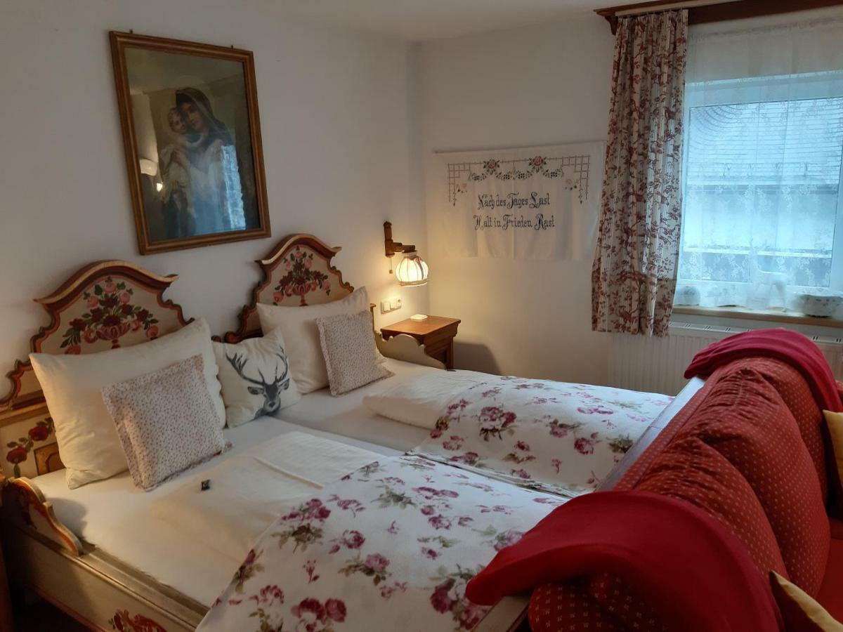 Platzhirsch Zur Alten Wagnerei Gastehaus Bed and Breakfast Saint Wolfgang Buitenkant foto