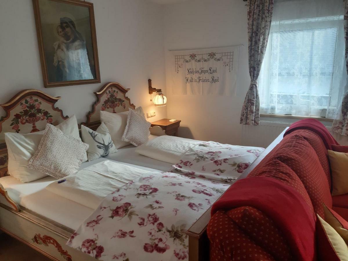 Platzhirsch Zur Alten Wagnerei Gastehaus Bed and Breakfast Saint Wolfgang Buitenkant foto