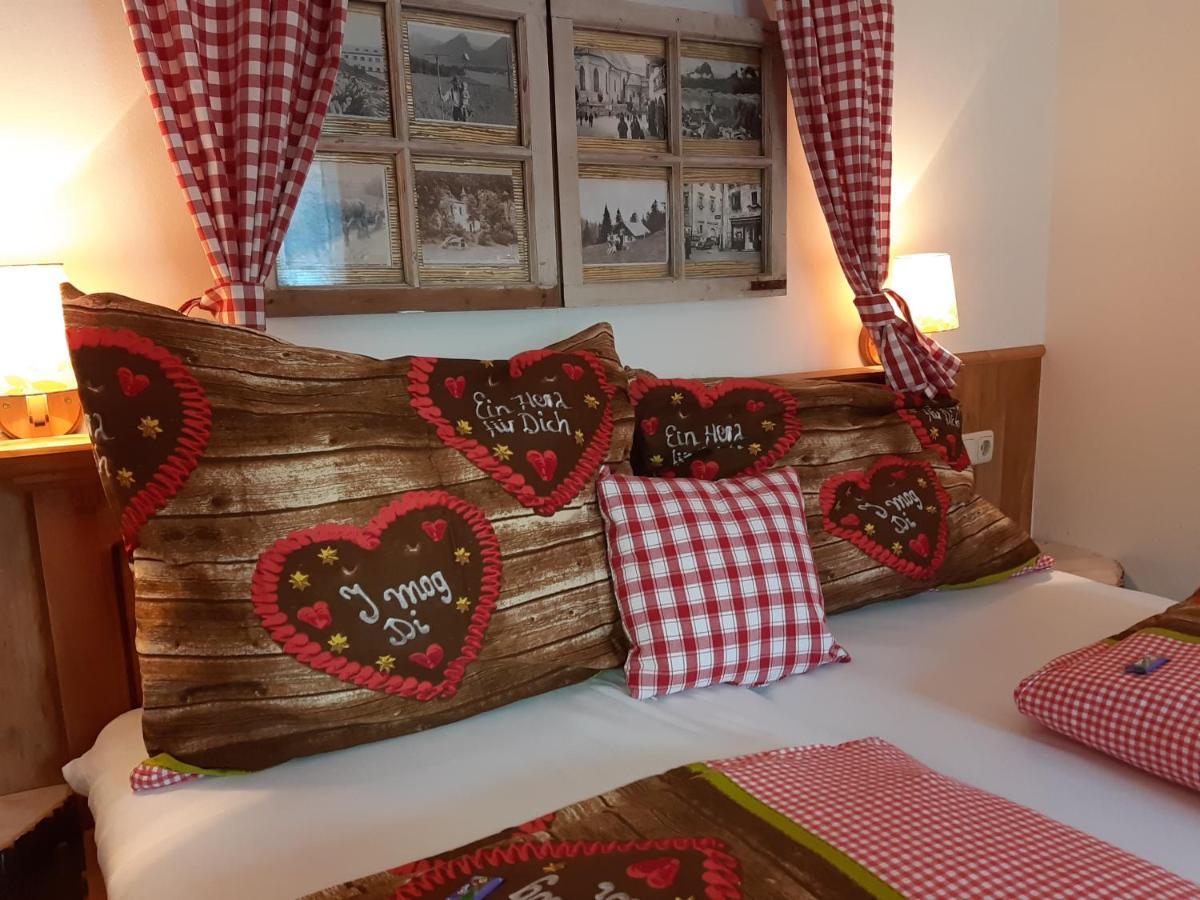 Platzhirsch Zur Alten Wagnerei Gastehaus Bed and Breakfast Saint Wolfgang Buitenkant foto